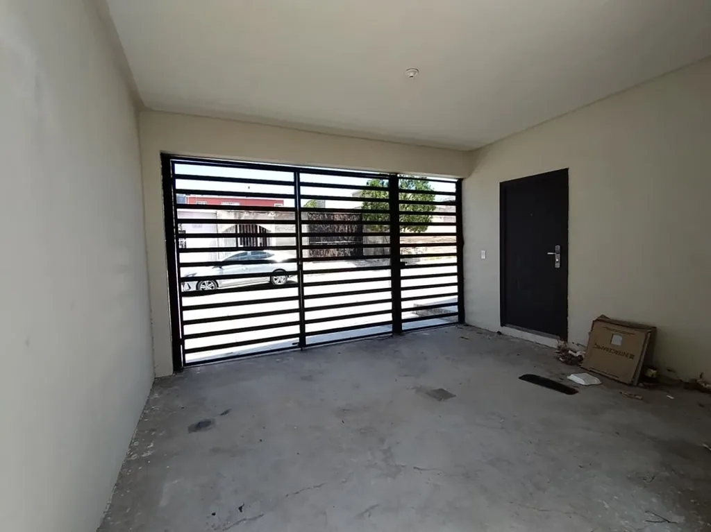 Casa de un piso con amplio patio — foto 3