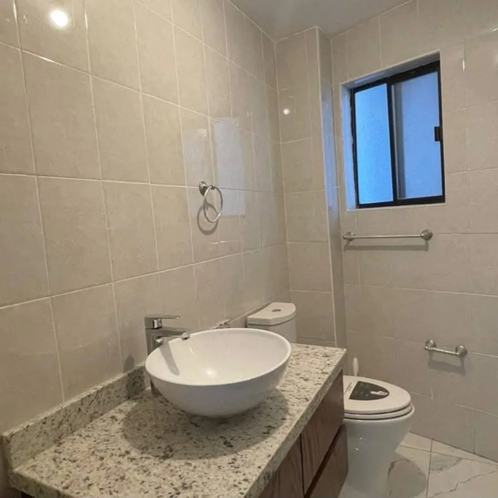Residencia remodelada con alberca climatizada y vista panorámica — foto 5