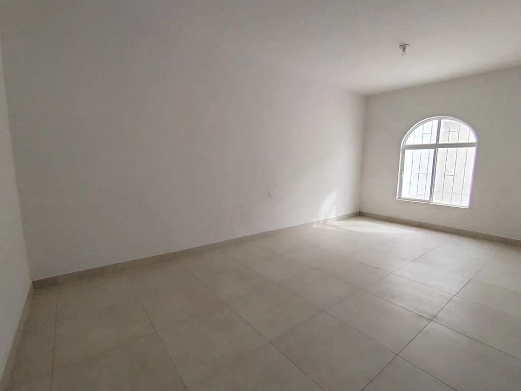 Casa de una planta con amplio patio — foto 5